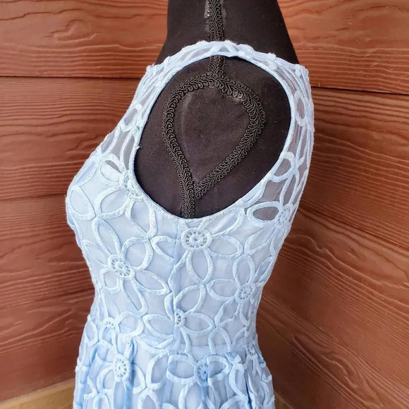 BB DAKOTA Women's Blue Floral Lace Tulle Sleeveless Fit and Flare Dress Size 2 - Picture 10 of 12